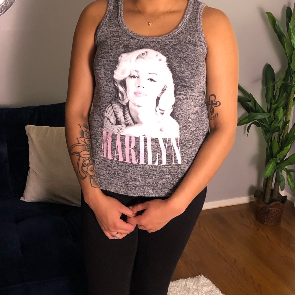 Marylyn Monroe top